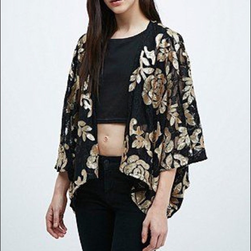 Urban Outfitters Pins & Needles Black & Gold Kimono XS